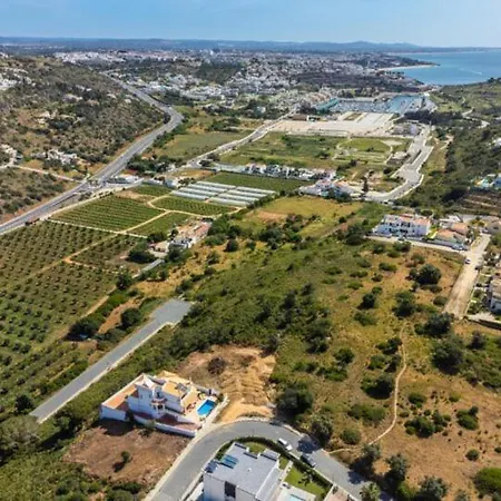 Cora Villa *